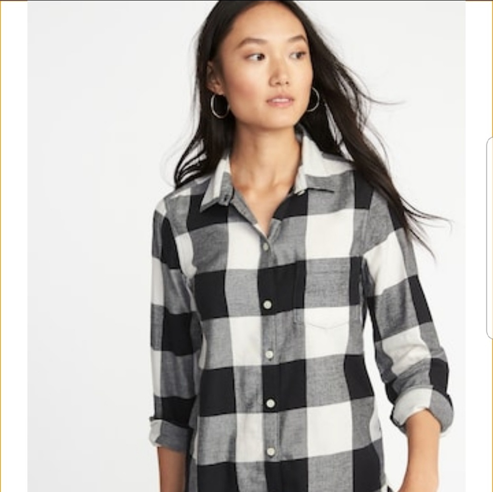 🍭Black and White Flannel old navy